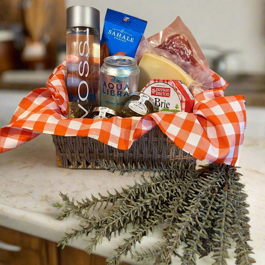 Natalia’s Solo Gourmet Basket
